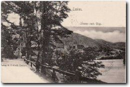 Hier ein Bild aus dem Jahre 1900, welches die Gsserstrasse, die Nepomukkapelle und das Stift Gss zeigt. 